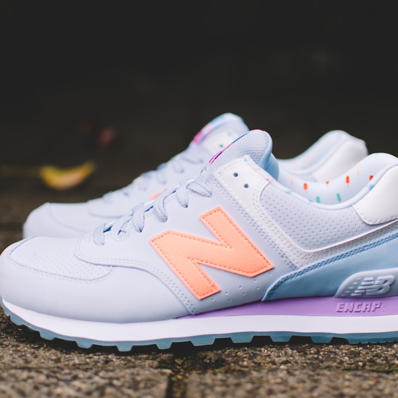 Court Classic 82 W